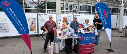 Foto: Infostand auf dem Bismarckplatz